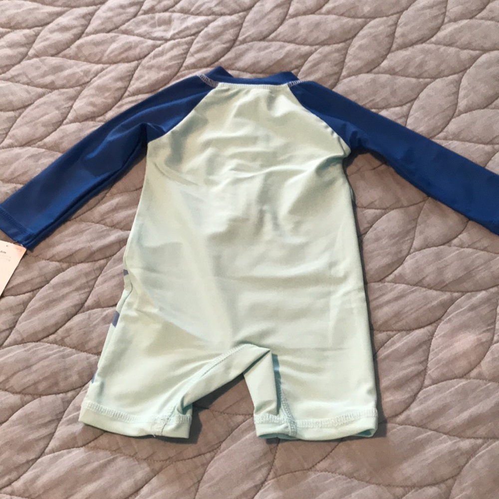 Carter’s One Piece Rashguard - Picture 4 of 4